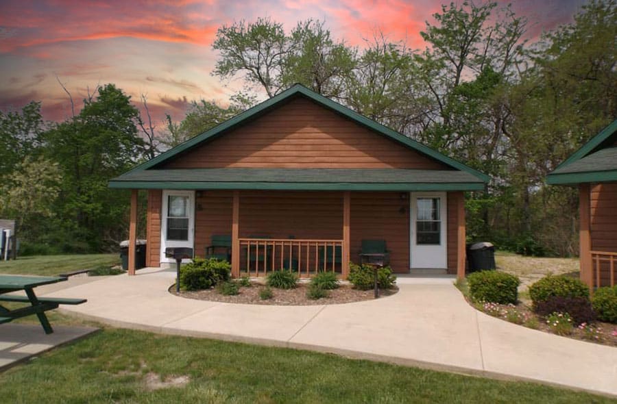 studio cabins for rent in shelbyville illinois