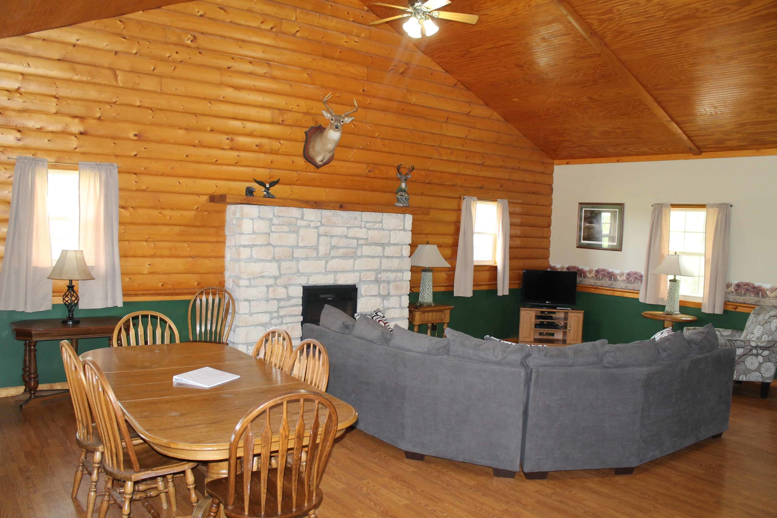 entertainment room for a vacation cabin rental in shelbyville illinois