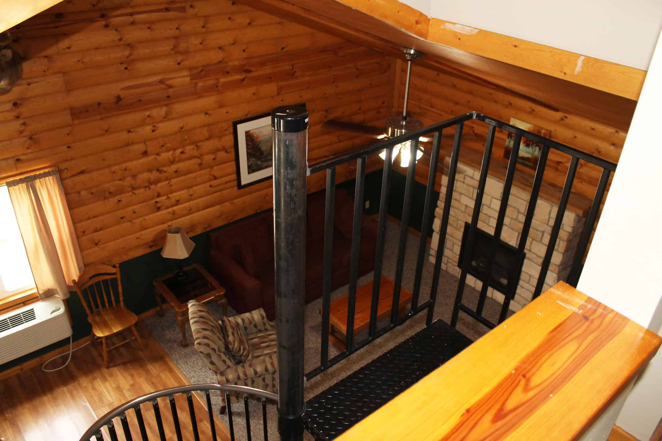 whitetail-crossing-cabins-four-bedroom-17-18-cabins-gallery-04