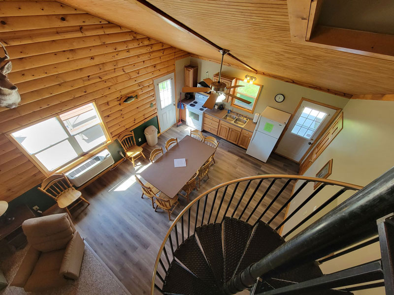whitetail-crossing-cabins-four-bedroom-17-18-cabins-gallery-21