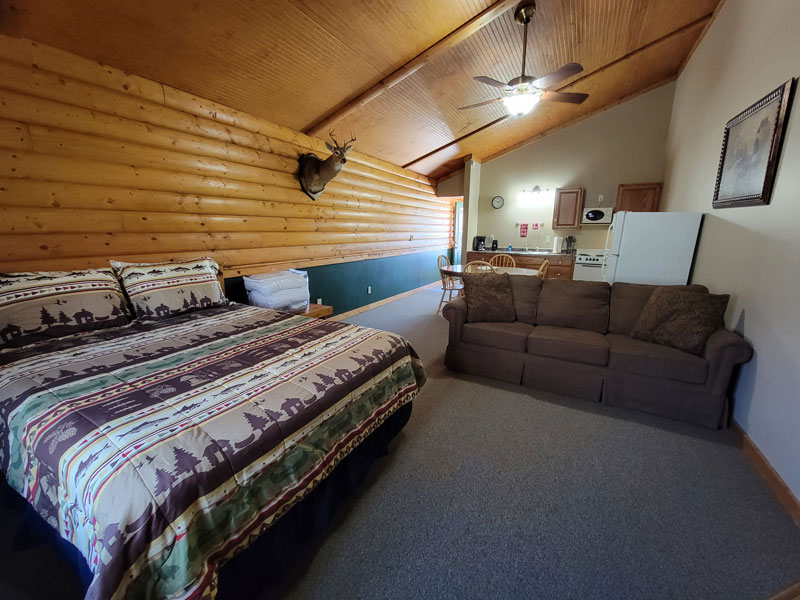 whitetail-crossing-cabins-studio-1-2-4-5-cabins-gallery-04