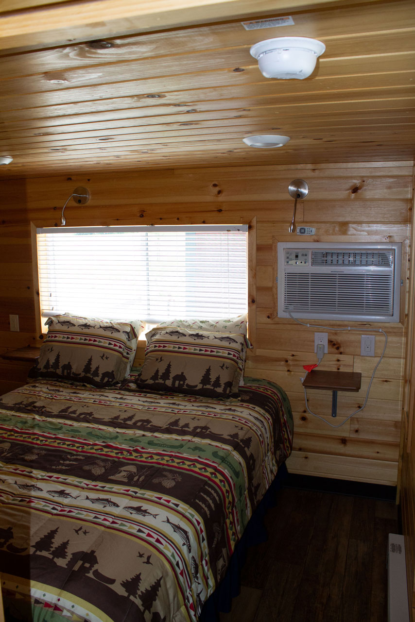 whitetail-crossing-cabins-tinyhouse02-gallery-13