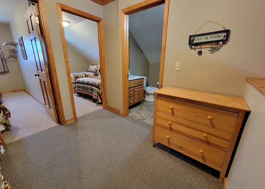 whitetail-crossing-cabins-shelbyville-il-the-grand-gallery-13